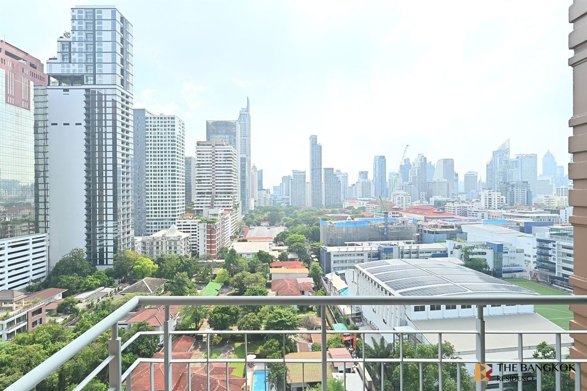 รูป Villa Asoke 🌃 ห้องทิศใต้ เย็นสบาย พร้อมวิวสวย 🌠 ใกล้ MRT เพชรบุรี  - รูปที่ 8/9