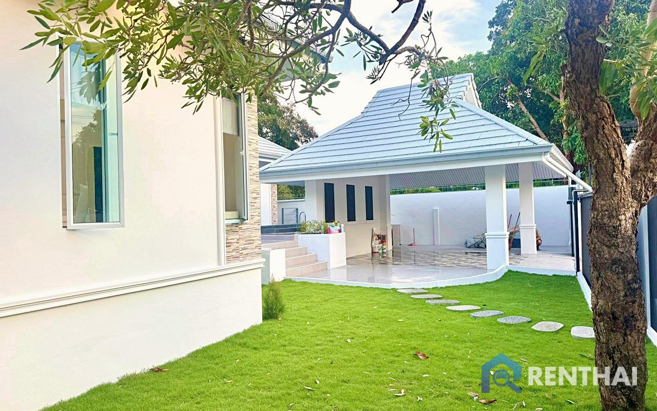 picture Modern 3-Bedroom Pool Villa in a Secure Community - 16/20