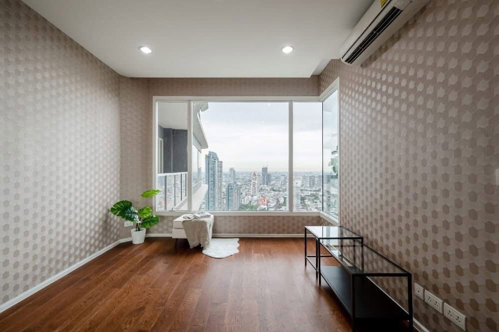 picture Menam Residences - 3/9