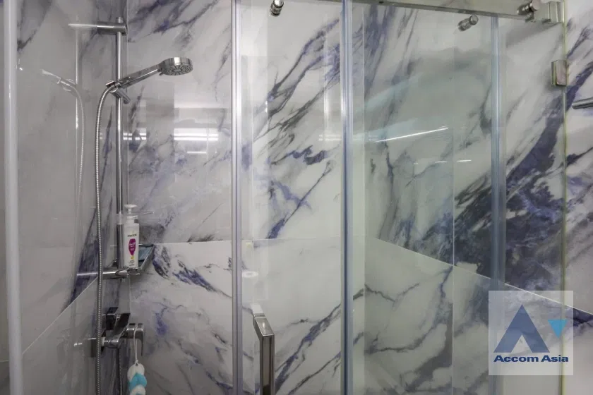 รูป 🔼🔽 AccomA 📩 2 BR Condominium @Baan Thanon Sarasin (AA45162) - รูปที่ 9/12