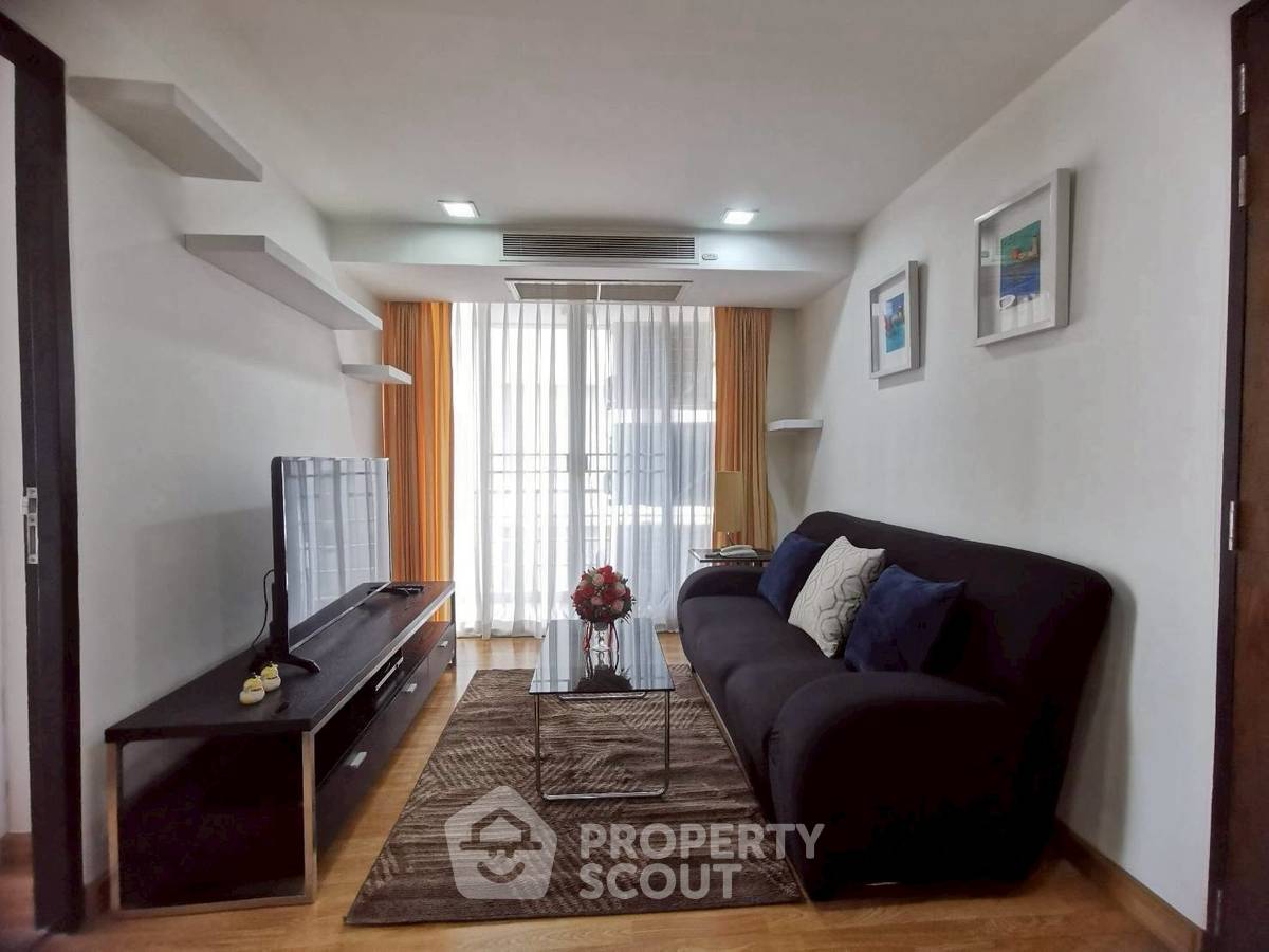 picture 2-BR Condo at The Alcove Sukhumvit 49 near BTS Phrom Phong (ID 2472656) - 1/8