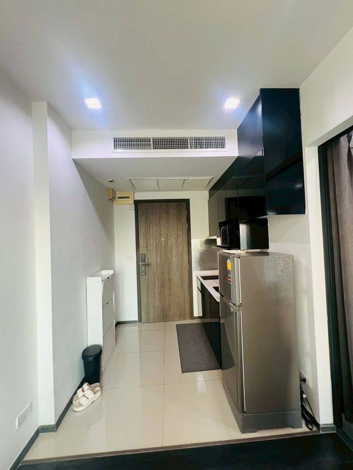 picture The Rich Sathon–Taksin — A beautiful unit in a prime location with easy access, just minutes from the BTS. - 5/7