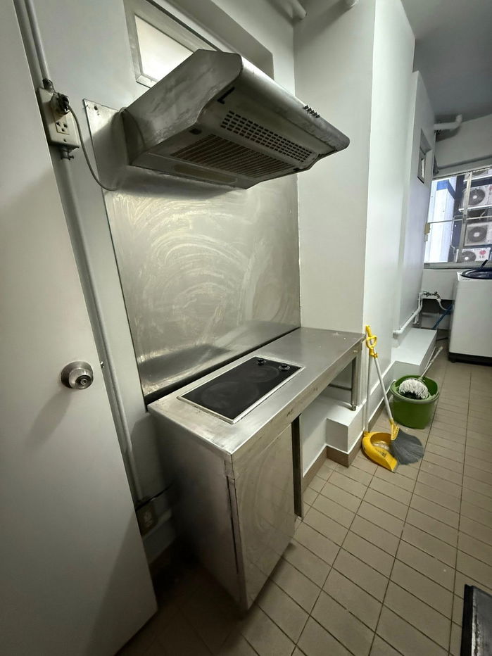 รูป ให้เช่าคอนโด 2 ห้องนอน ย่านสาทร แต่งครบ พร้อมอยู่ - รูปที่ 15/19