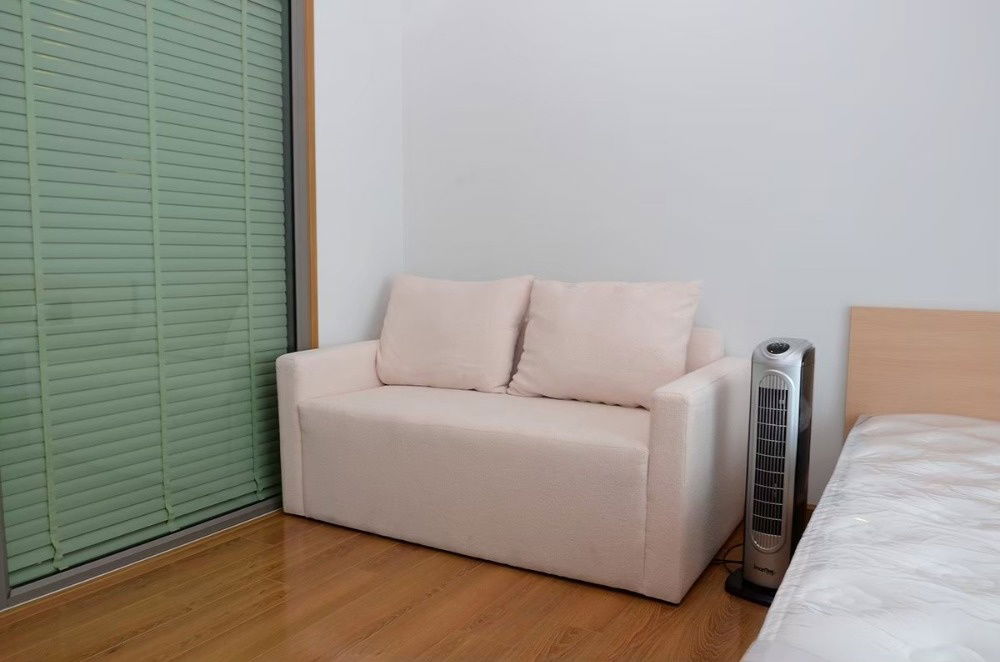 รูป ให้เช่า quad sathorn ห้องราคาดี เฟอร์นิเจอร์ครบ ใกล้ Prime area โลเคชั่นดีเวอร์ ใจกลางสาทร สนใจแอดไลน์ @best_condo - รูปที่ 3/12