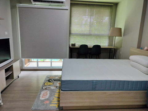 คอนโดใหม่ 8 ชั้น สไตล์รีสอร์ท โครงการดีคอนโดพนา จากแสนสิริ แต่งครบพร้อมอยู่ ใกล้รถไฟฟ้า MRT บางขุนนนท์ - รพ.ศิริราช (ชั้น 2 วิวสวน วิวสระว่ายน้ำ)