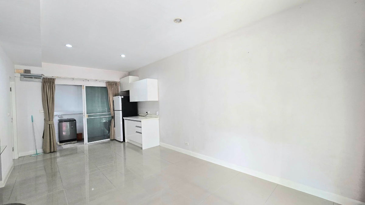 รูป ให้เช่า บ้านหลังมุม* ทาวน์โฮม 3 ชั้น ใกล้พัฒนาการ - รูปที่ 8/8