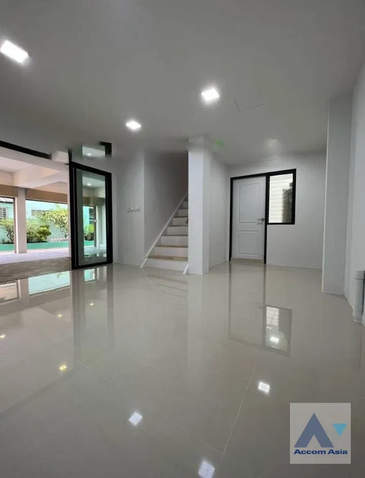 รูป 🔼🔽 AccomA 📩 Home Office 3 BR House in Phra Khanong Nuea (AA35409) - รูปที่ 13/16