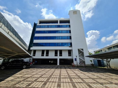 FOR SALE OFFICE PROPERTY 177450000 BAHT.