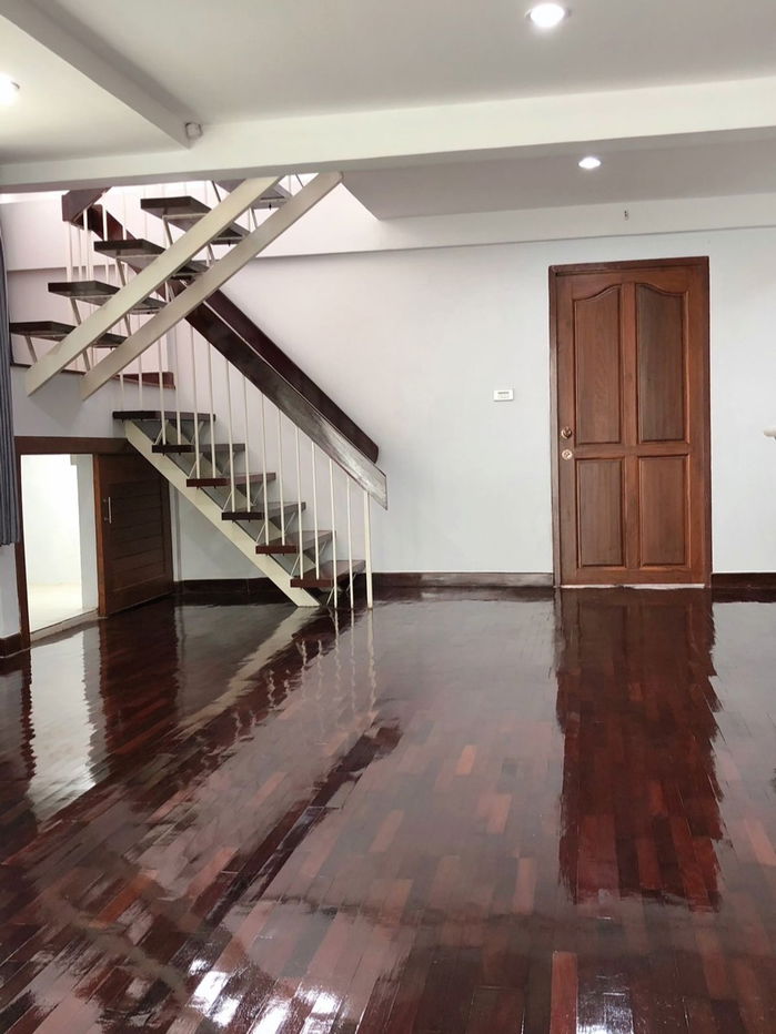 picture 🏡 For Sale: Fully Renovated 2-Storey Detached House – Vibhavadi Location 🚇 Near MRT Ratchadaphisek | 🛍️ Close to Central Ladprao - 14/26