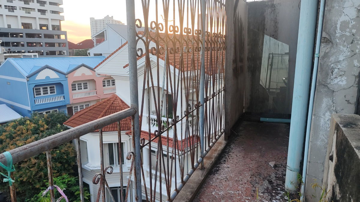 รูป ขาย ตึกแถว 3 คูหา 4 ชั้นครึ่ง ขนาด 59 ตร.ว บากองอนุสรณ์ 2 ช่องนนทรี - รูปที่ 28/31