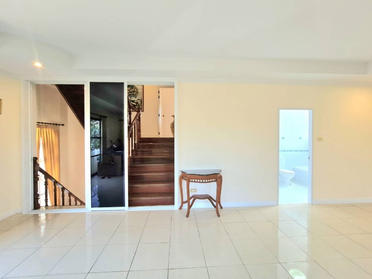 รูป 4 Bedrooms House in Bangsaray for Sale - รูปที่ 8/18