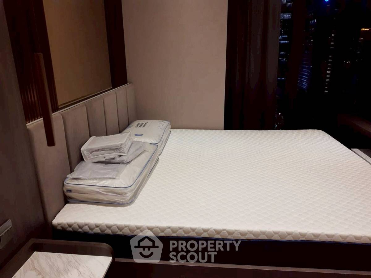 picture 2-BR Condo at Ashton Silom near BTS Chong Nonsi (ID 2472218) - 9/18