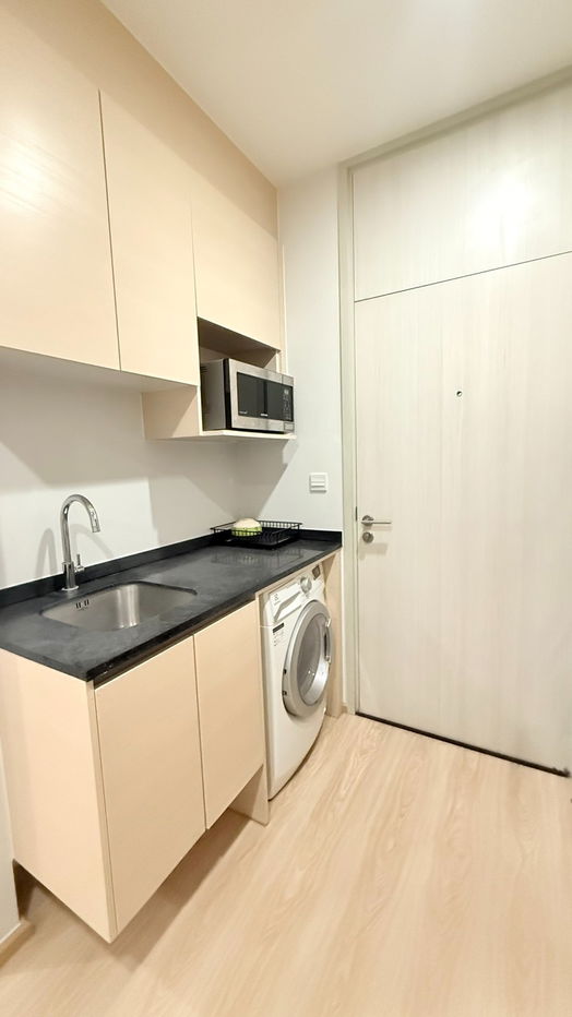 รูป Available for rent! Noble Revolve Ratchada 2, 1 Bedroom with 28sqm. Fully furnished+ high floor, Ready to move in - รูปที่ 6/9