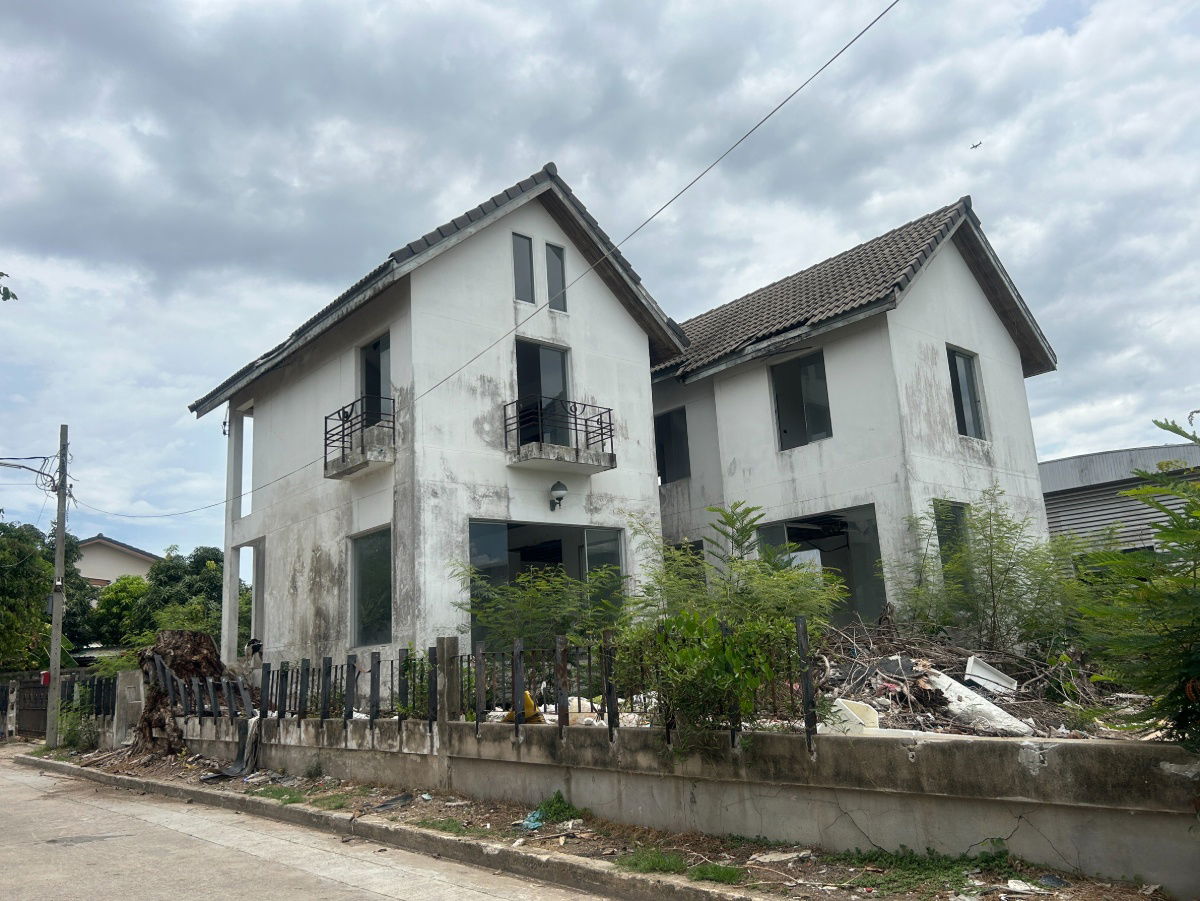 รูป ขายบ้าน ม.ไรมอนด์พาร์ค บางพลี ติดโรงเรียนสาธิตบางนา - รูปที่ 2/10