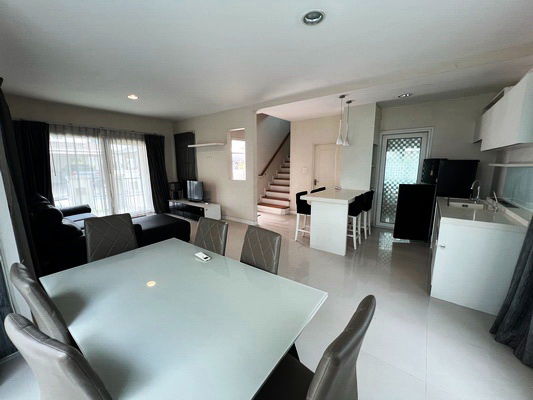 picture FOR RENT MANTANA BANGNA KM.13 / 3 bedrooms 3 bathrooms / 50 Sqw. 170 Sqm. **27,000** CLOSE TO VERSO INTERNATIONAL SCHOOL - 4/15