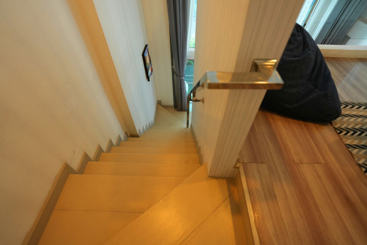 picture 📣 For Sale | Loft Duplex | Next to Central Airport Plaza | 67.6㎡ | THB 4,590,000 - 20/30