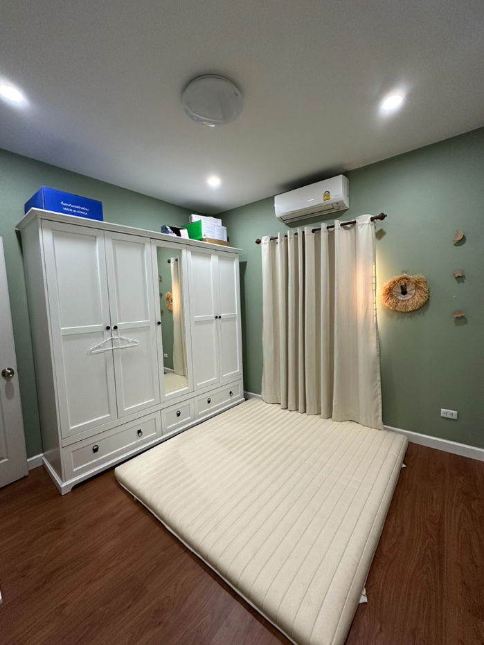 รูป ให้เช่าบ้านเดี่ยวสองชั้น  4 ห้องนอน 3 ห้องน้ำ 1  ห้องครัว  2  ที่จอดรถ - รูปที่ 14/23