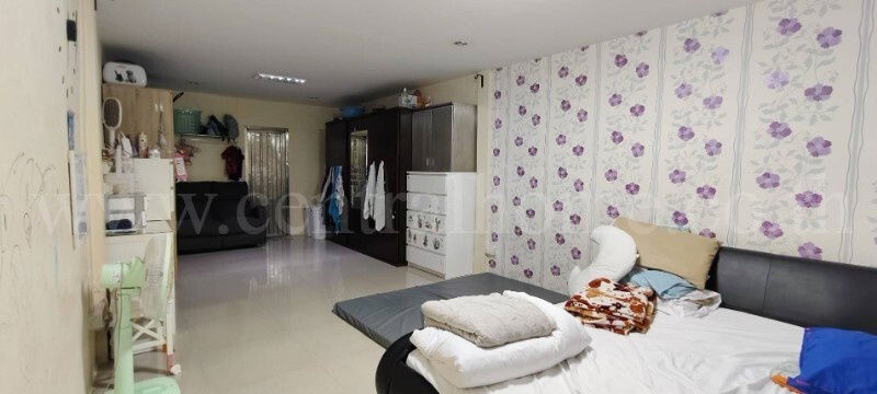 รูป อาคารพาณิชย์ 3 ชั้นครึ่ง 3 คูหา ติดถนนเพชรเกษม ทำเลดี ราคาถูก - รูปที่ 9/17