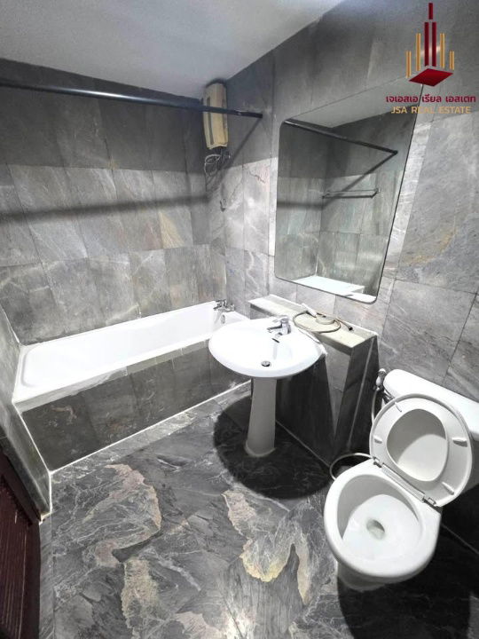 picture ✨ For Rent: The Waterford Park Sukhumvit 53 Condo ✨ 💰 Only 30,000 THB/month - 8/9