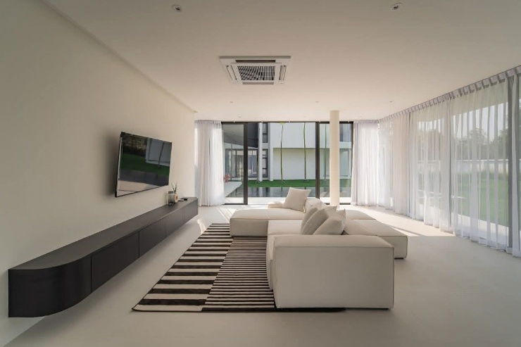 รูป ให้เช่าบ้าน modern pool villa 4 ห้องนอน 5 น้ำ พร้อมเฟอร์ฯ ใกล้โรงเรียนนานาชาติลานนา , ห่าง IKEA 15 นาที - รูปที่ 8/16