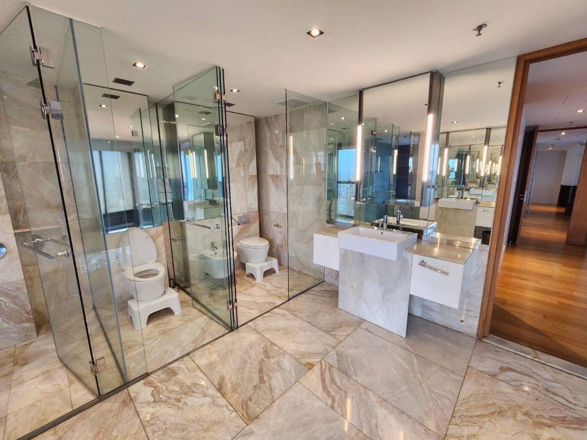 รูป ✨🏙️ ด่วน! ให้เช่าคอนโด The Met Sathorn ใกล้ BTS ช่องนนทรี — ห้องดูหนังส่วนตัว เฟอร์ครบ ระดับลักซ์ชัวรี พร้อมเข้าอยู่ทันที 💎 - รูปที่ 17/20