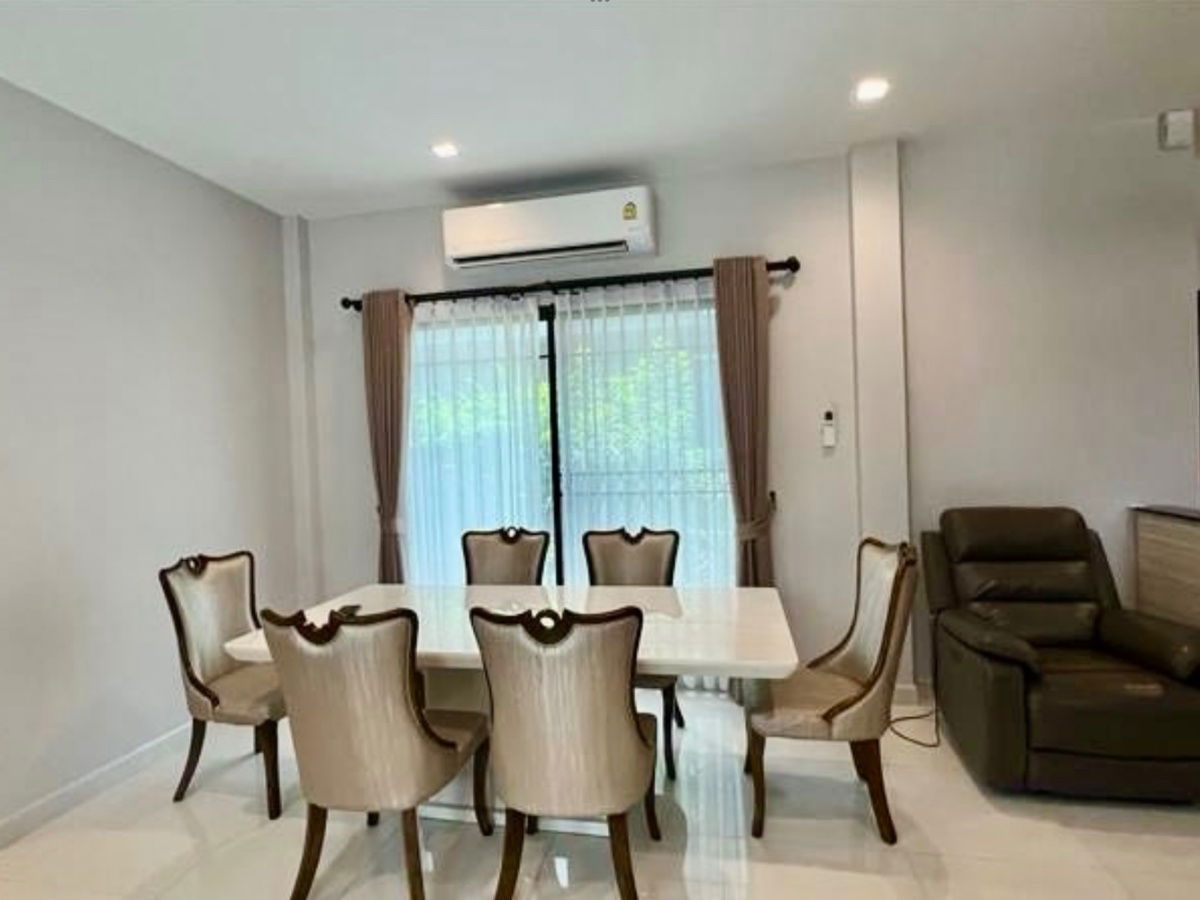 รูป ขายบ้านเดี่ยวหลังใหญ่ บางกอก บูเลอวาร์ด แจ้งวัฒนะ 2 | พื้นที่ใช้สอย 248 ตร.ม. | ทำเลใกล้รถไฟฟ้า–สิ่งอำนวยความสะดวกครบที่สุดในโซนแจ้งวัฒนะ - รูปที่ 2/25