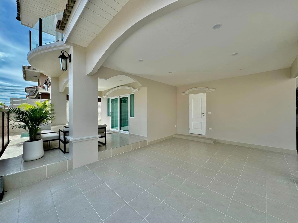 รูป ขายพูลวิลล่า 2 ชั้น ใจกลางพัทยาเหนือ ทำเลดีเดินทางสะดวก - รูปที่ 32/33