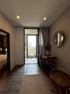 รูปภาพ 23,000 baht/month 1/1 bed Whizdom Essence BTS Punnawithi