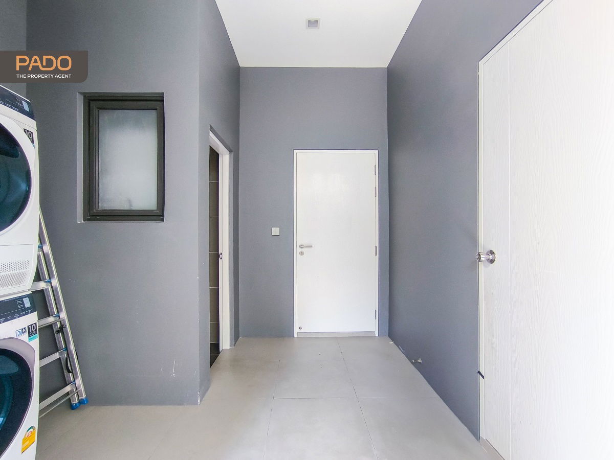 รูป ให้เช่า บ้านหรู แกรนด์ บางกอก บูเลอวาร์ด กรุงเทพกรีฑา (Grand Bangkok Boulevard Krungthepkritha) 4 ห้องนอน 5 ห้องน้ำ 4 จอดรถ - รูปที่ 13/40