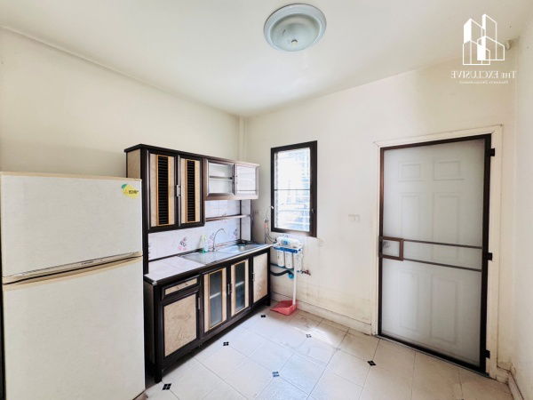 รูป ขายทาวน์เฮ้าส์ 2 ชั้น หมู่บ้าน ทิพย์พิมาน บ้านริมคลองใกล้ MRT คลองบางไผ่ – เซ็นทรัลเวสเกต ราคาต่ำกว่าประเมิน - รูปที่ 6/16