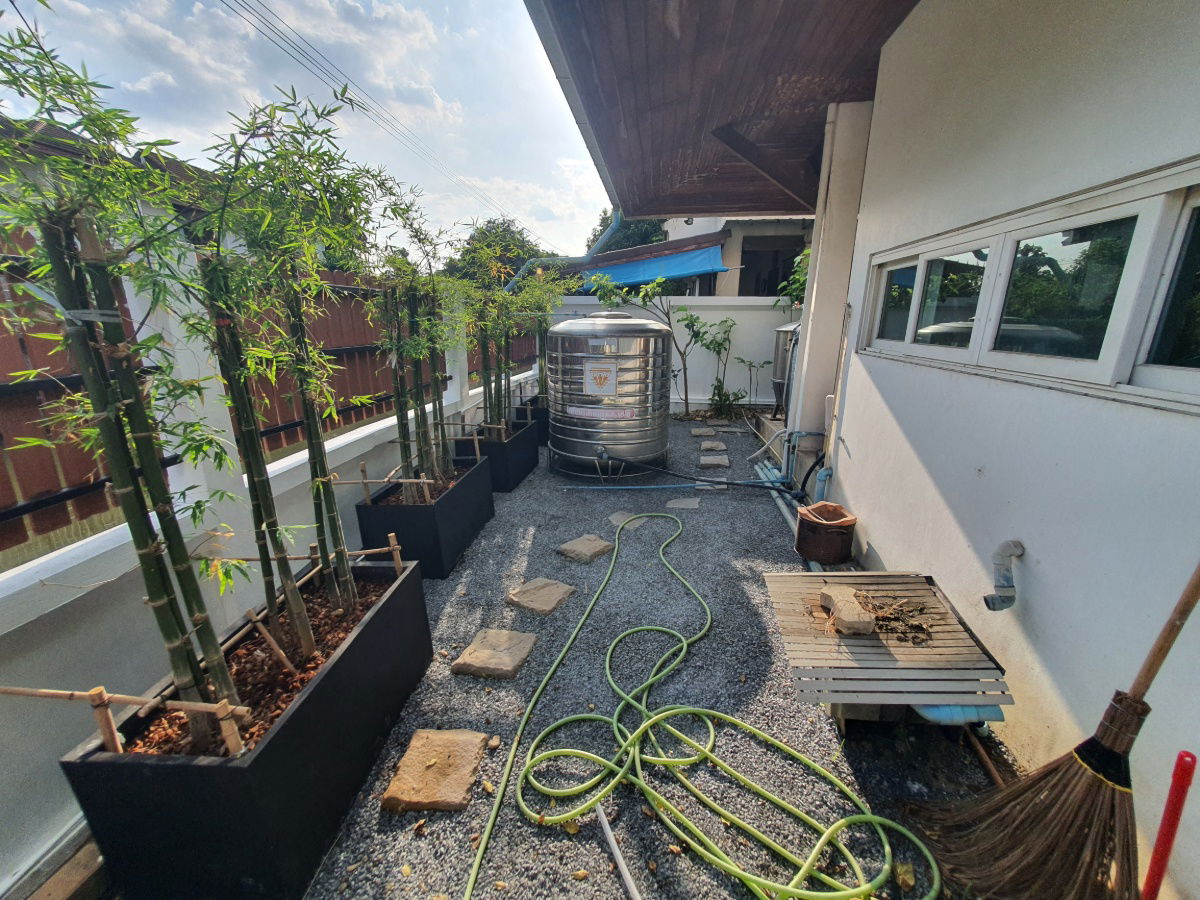 picture 2-Storey Detached House, 79.65 sq.w., Salathammasop 3, Taling Chan – Bangkok with nearly 400 sq.m. of living space. canal-side atmosphere - 5/40