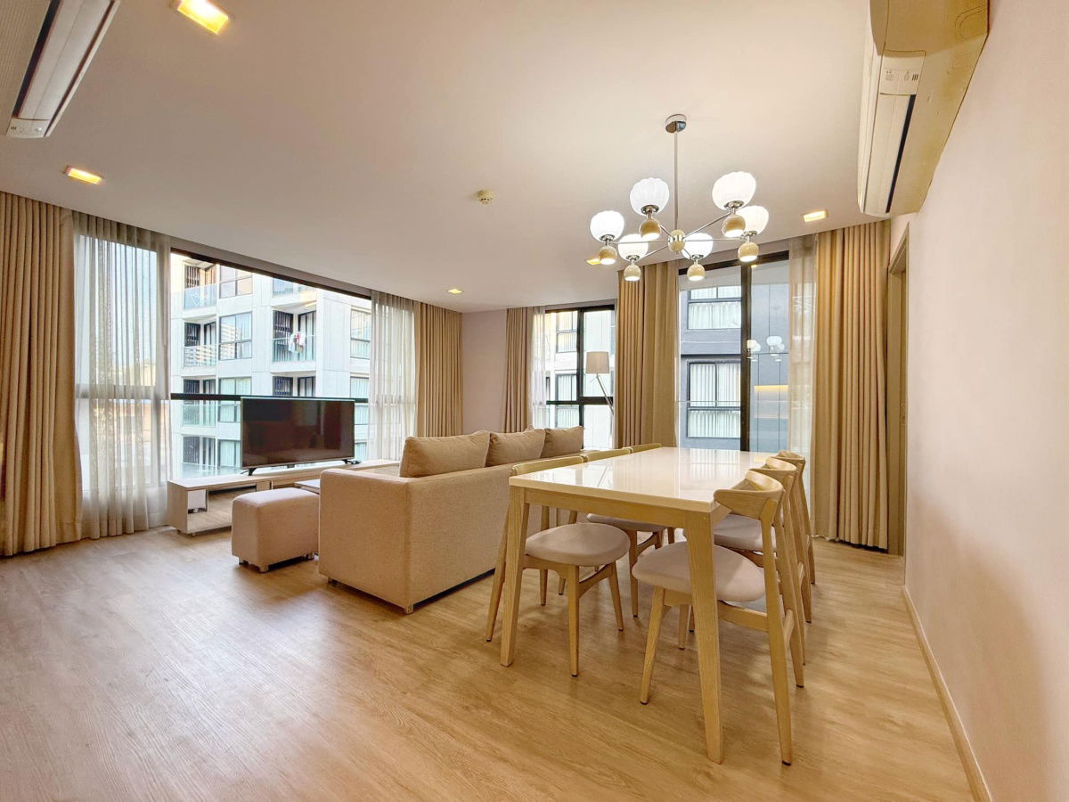 picture ✨ Liv@49 – Special Unit, NEWLY RENOVATED ✨📍 300 m from BTS Thong Lo 💰 Rent 70,000 THB/month • Property Code RS3978 - 8/24