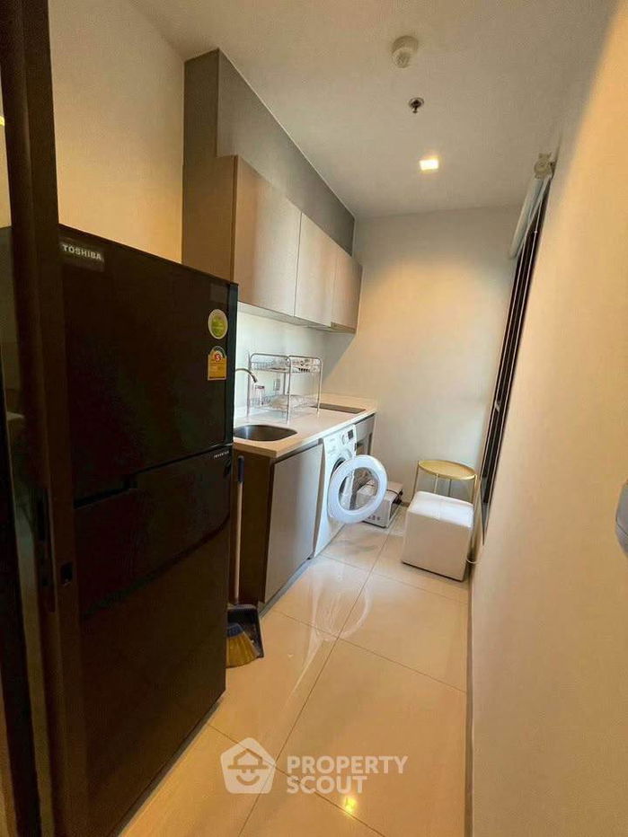 picture 2-BR Condo at Life Asoke - Rama 9 near MRT Phra Ram 9 (ID 2469678) - 10/14