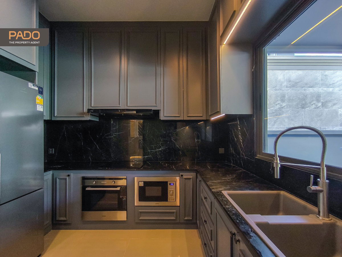 รูป ให้เช่า บ้านหรู แกรนด์ บางกอก บูเลอวาร์ด กรุงเทพกรีฑา (Grand Bangkok Boulevard Krungthepkritha) 4 ห้องนอน 5 ห้องน้ำ 4 จอดรถ - รูปที่ 10/40