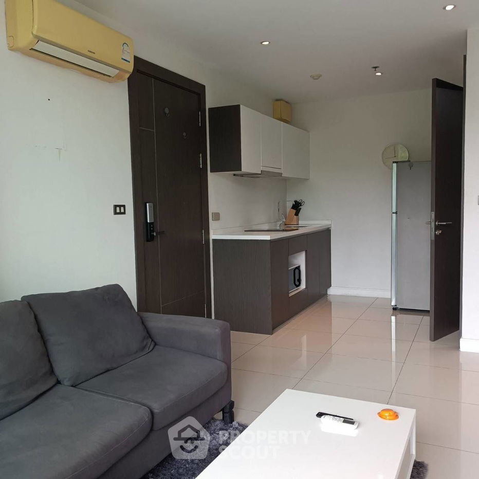 รูป คอนโด 1-ห้องนอน ที่ เดอะ พอยท์ พระตำหนัก ใกล้ ถนนพระตำหนัก พัทยา (ID 2472264) - รูปที่ 7/12