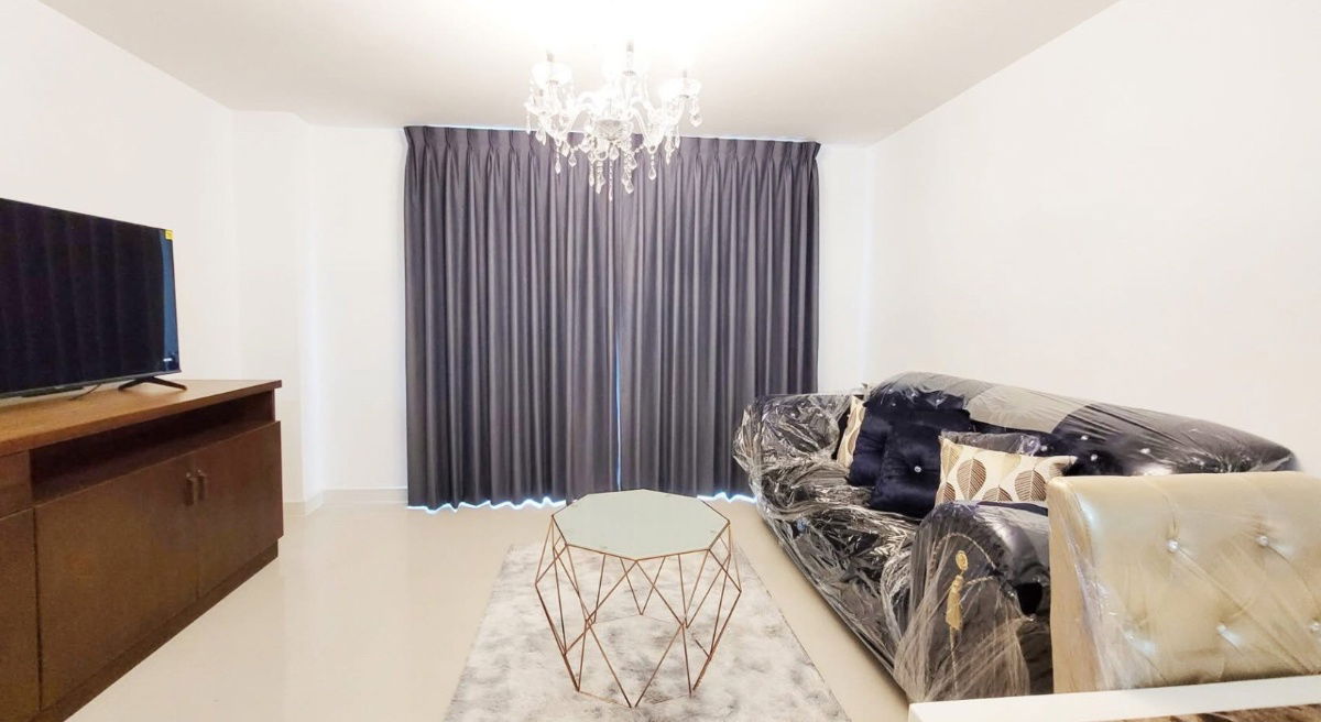 picture The Clover Thonglor - 4/7