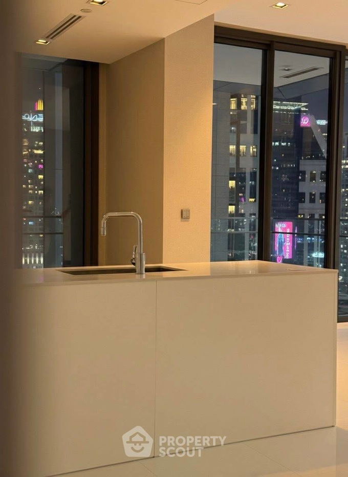 รูป คอนโด 3-ห้องนอน ที่ คิว วัน สุขุมวิท ใกล้ BTS นานา (ID 2471926) - รูปที่ 7/10