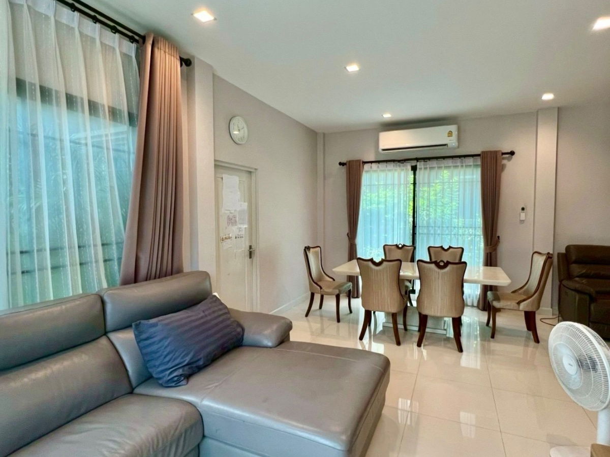 รูป ขายบ้านเดี่ยวหลังใหญ่ บางกอก บูเลอวาร์ด แจ้งวัฒนะ 2 | พื้นที่ใช้สอย 248 ตร.ม. | ทำเลใกล้รถไฟฟ้า–สิ่งอำนวยความสะดวกครบที่สุดในโซนแจ้งวัฒนะ - รูปที่ 1/25