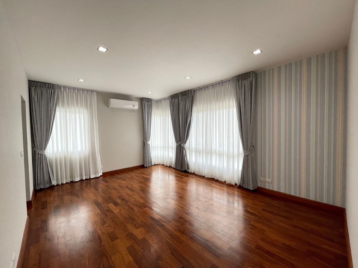 รูป ให้เช่า บ้านเดี่ยวลัดดารมย์ บางนา กม.7 (101 ตร.ม.) 4นอน 4น้ำ พร้อมเข้าอยู่ - รูปที่ 17/20