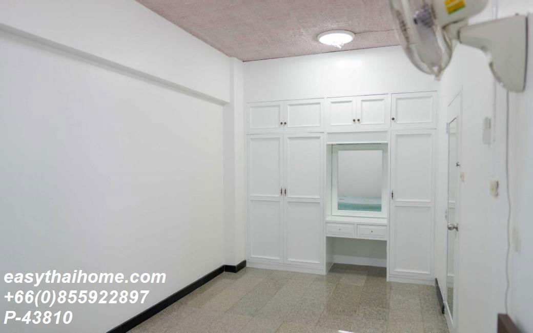 รูป P-43810 ให้เช่า คอนโด รื่นฤดี คอนโดมิเนียม แขวงคลองเตย เขตวัฒนา กรุงเทพมหานคร พร้อมอยู่ ราคาถูก Line Id: @easythaihome 085-592-2897 - รูปที่ 10/14