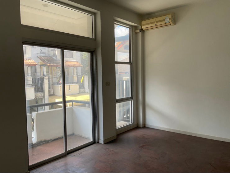 รูป ❗️ขายทาวน์โฮม 3 ชั้น หมู่บ้านนารารมย์ บางกรวย - รูปที่ 6/10