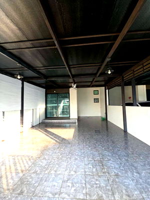 บ้านเดี่ยว สถาบันเทคโนโลยีแห่งสุวรรณภูมิ  : ขายบ้าน ที่ เดอะ คัลเลอร์ส บางนา-วงแหวน 2   