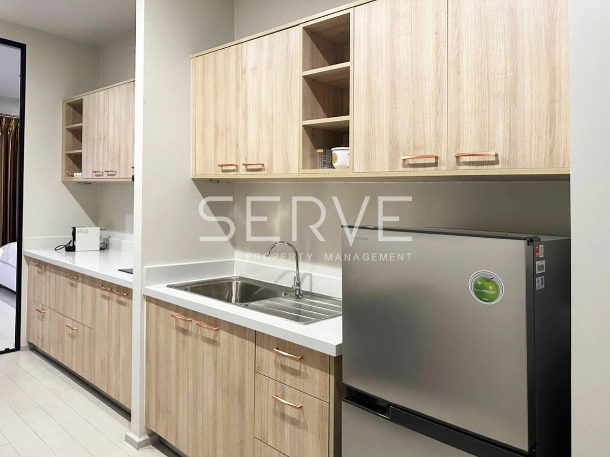 รูป สตูดิโอ กั้นห้องเป็นสัดส่วน ชั้นสูง 10+ บนสุดยอดทำเล คอนโดเชื่อมต่อเข้า BTS เพลินจิต ที่คอนโด Noble Ploenchit / ให้เช่าคอนโด - รูปที่ 6/8