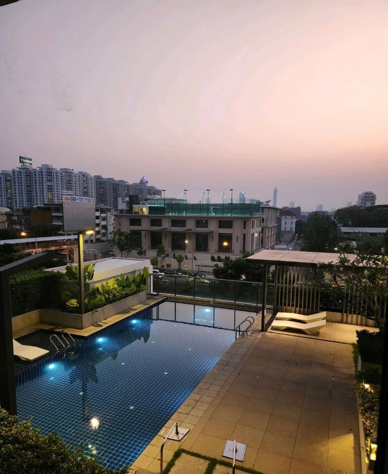 picture Rent a beautiful, affordable, ready-to-move-in Regal Sathorn-Narathiwat condo near BRT Tanon Chan Interested? Add me on Line: @841qqlnr - 11/20