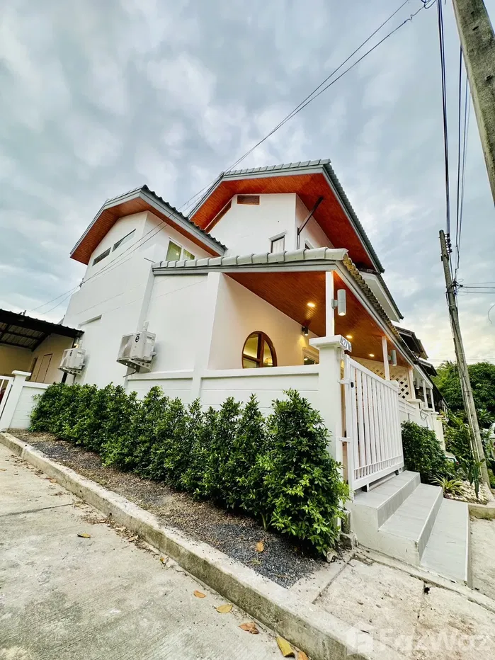 รูป ขาย ทาวน์เฮ้าส์ 3 ห้องนอน ในโครงการ ออร์คิด วิลเลจ  5895413 - รูปที่ 2/28