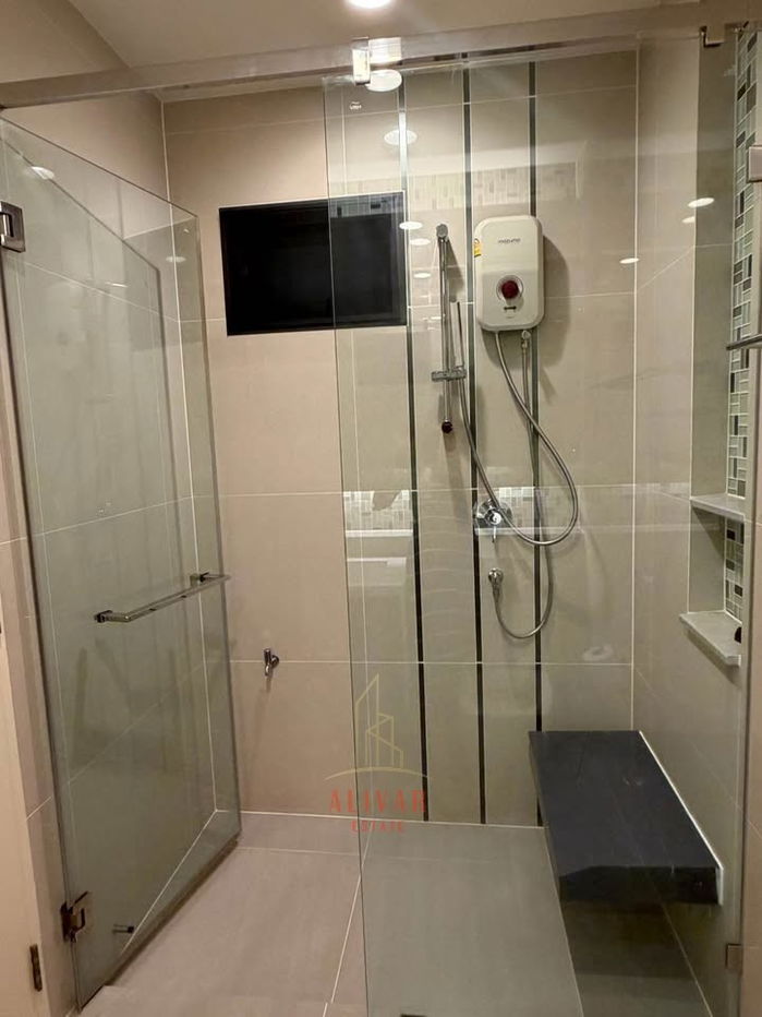 picture RH121125 For rent: Newly renovated 2-story detached house with 4 bedrooms at Setthasiri Pattanakarn. - 12/17