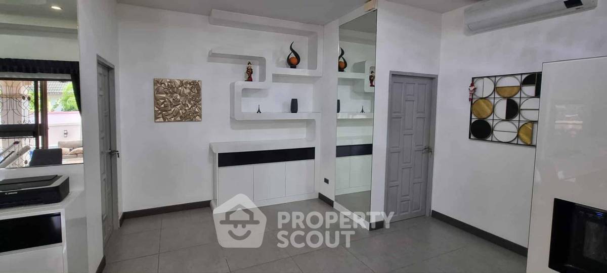 รูป บ้าน 3-ห้องนอน ที่ นทีกานต์ ปาร์ค วิว ใกล้ อ่างเก็บน้ำมาบประชัน (ID 2472359) - รูปที่ 13/18