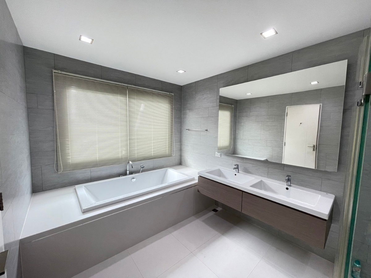 รูป ให้เช่า บ้านเดี่ยวลัดดารมย์ บางนา กม.7 (101 ตร.ม.) 4นอน 4น้ำ พร้อมเข้าอยู่ - รูปที่ 19/20