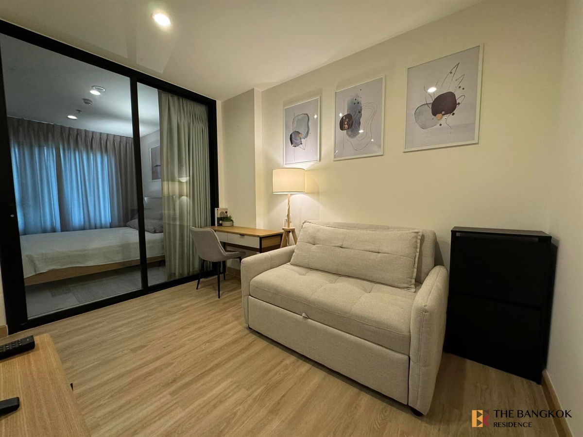 picture  Life Asoke 💚 Beautiful fully furnished unit 🛋️ Near MRT Rama9  - 3/9