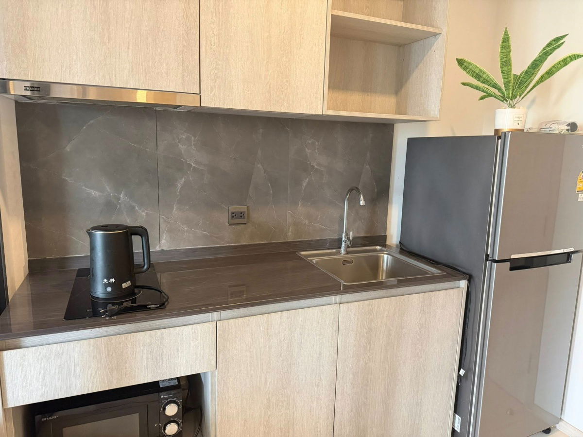 รูป ให้เช่าคอนโด The Tree Pattanakarn Ekkamai ราคาพิเศษ เฟอร์นิเจอร์ครบพร้อมอยู่ - รูปที่ 4/10